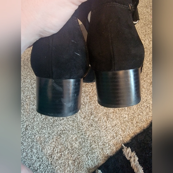 Naturalizer Black Suede Sandals - Picture 6 of 7